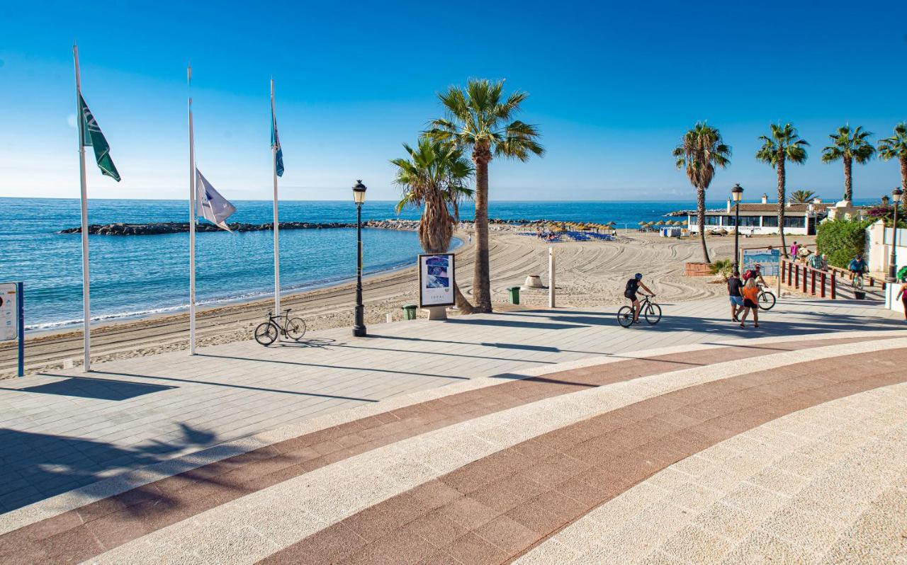 Modern Apartment - 2 Bedrooms, Beachside - Puerto Banus Marbella Dış mekan fotoğraf
